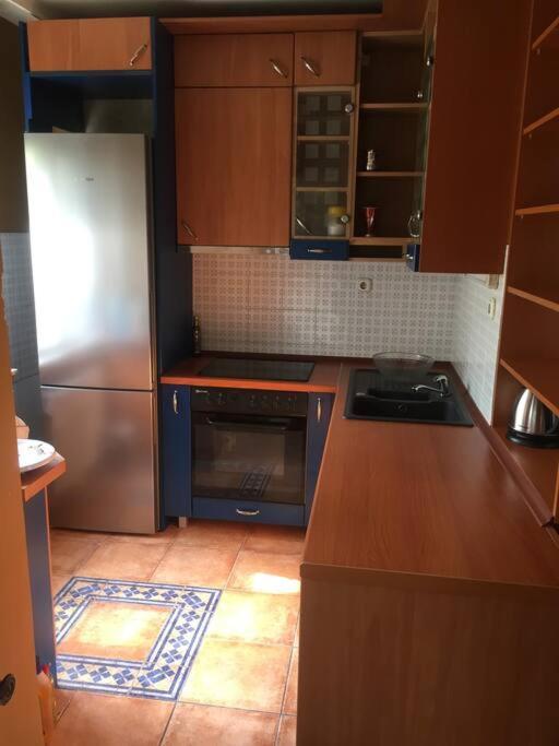 Center, Private Garage, Danube & Fortress, 3 Bdrm 2 Bath Novi Sad Eksteriør bilde